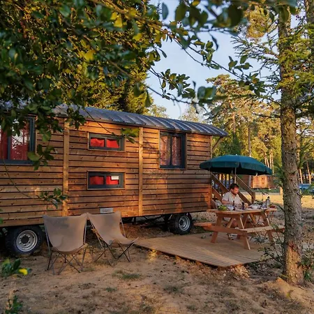 Huttopia De Meinweg Campsite